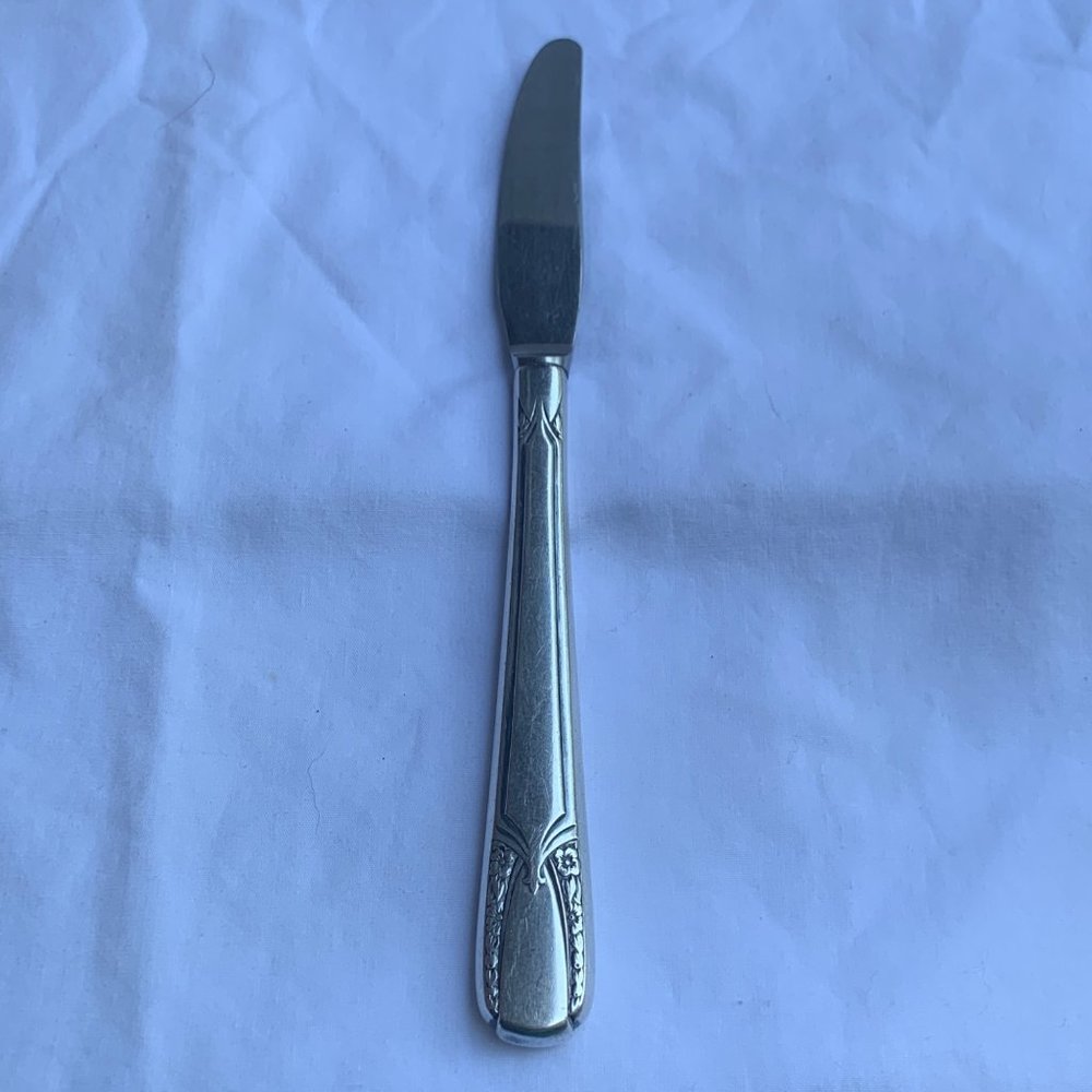 Vintage Wm Rogers & Son Silver-plate Talisman Pattern Dinner Knife, 1940s